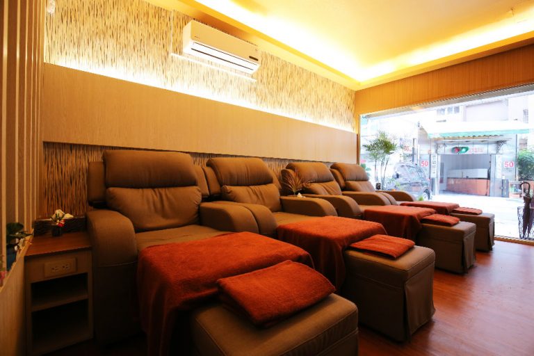 1114981173 x 768x512