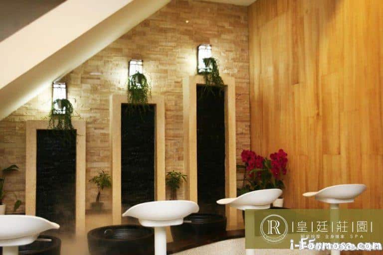 20191114155806111 768x512