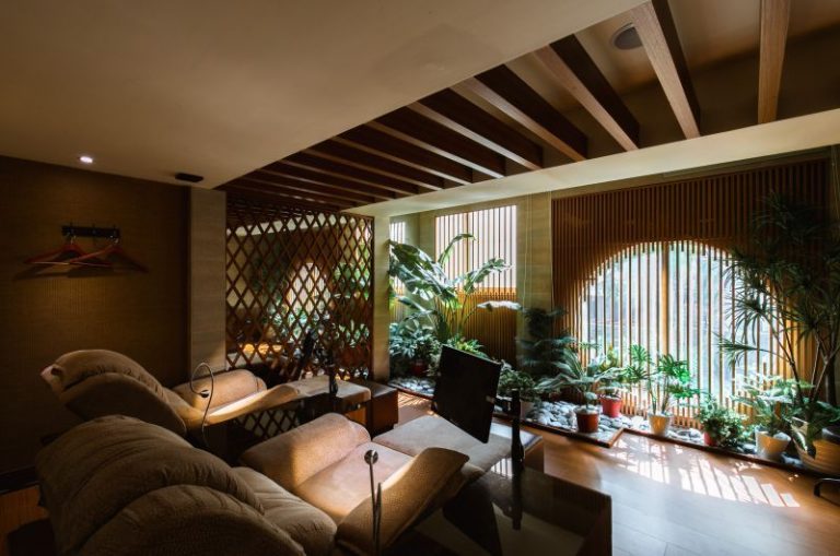 201903281107591 768x509