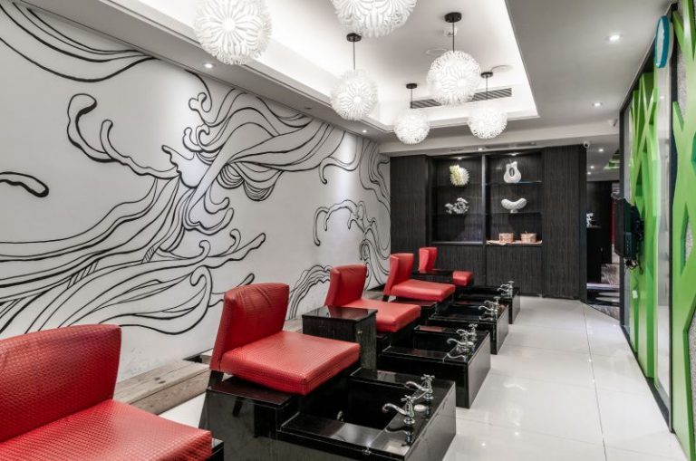 201903281119521 768x509