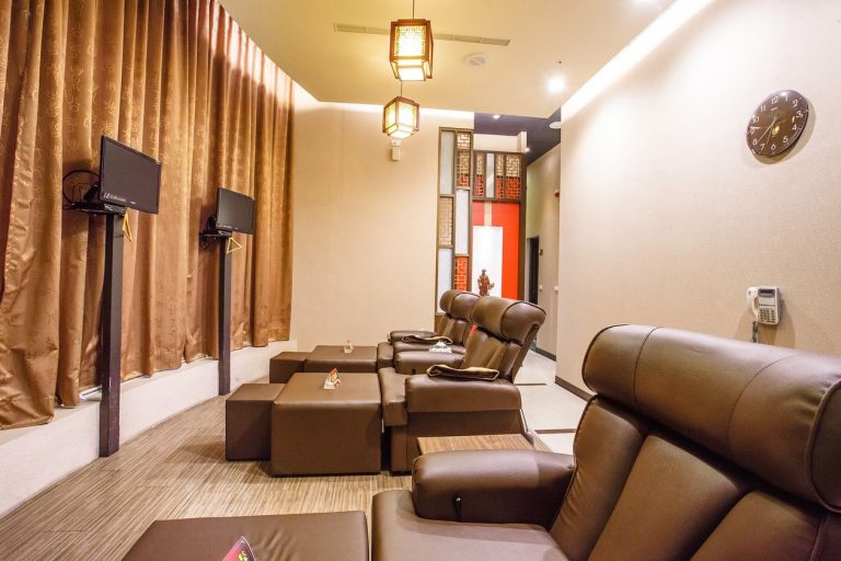 39109051 1867546646672953 7225304709035196416 o 768x512