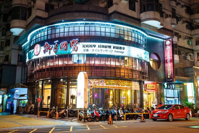 39167144 1867547346672883 8490271151501606912 o 768x512