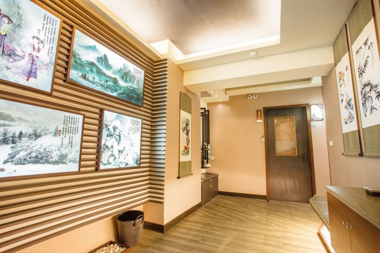 39196348 1867549726672645 8680632258203222016 o 768x512