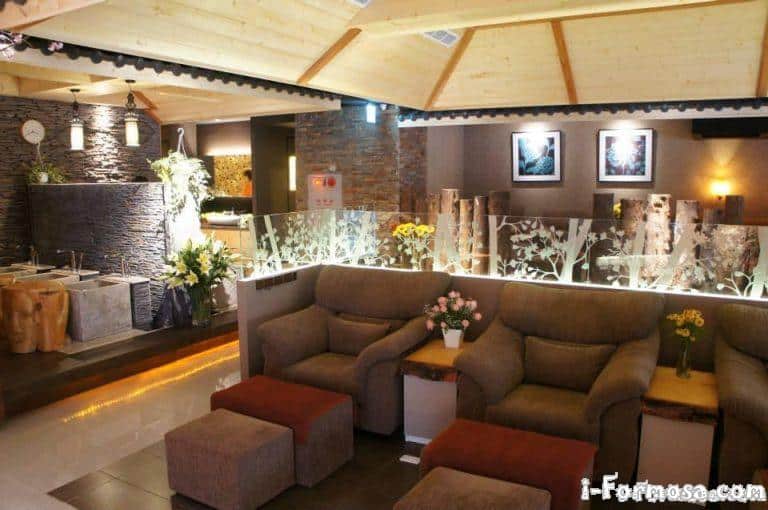 1005034 415392245253356 1908023858 n 768x510