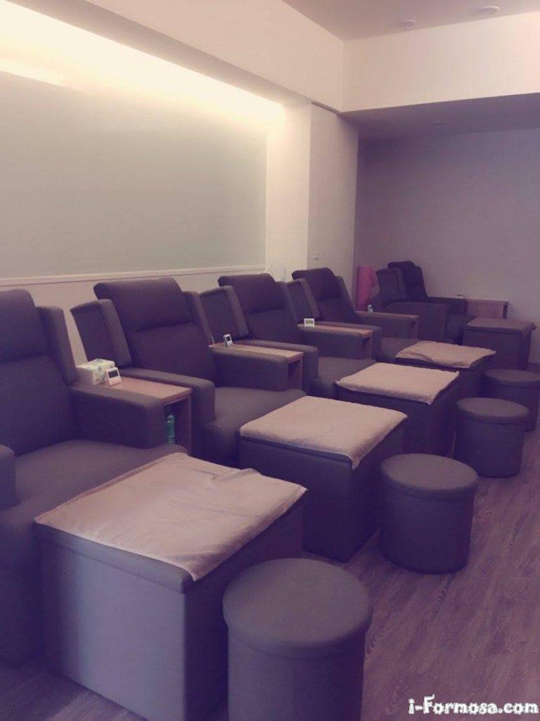 21415052 1941307962799292 6170023603866240935 o 768x1025