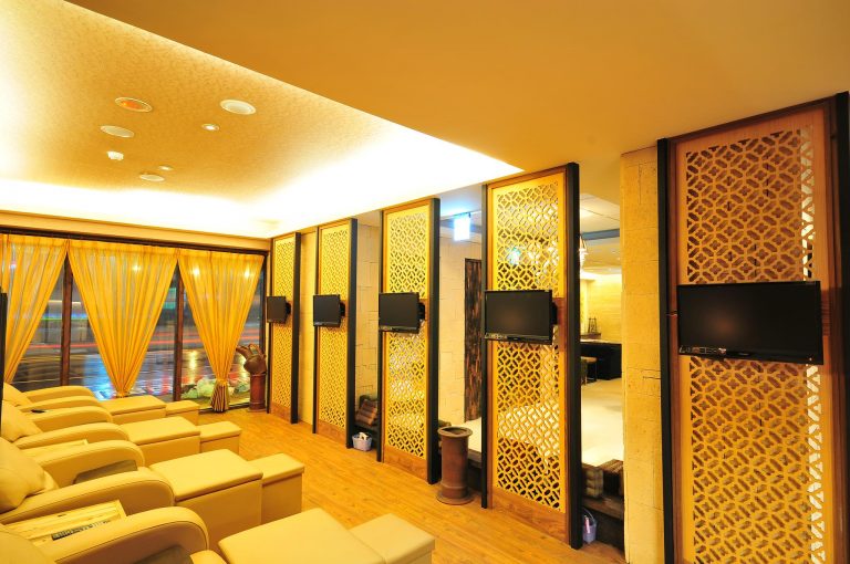 886144 215557371957892 1440576252 o 768x510