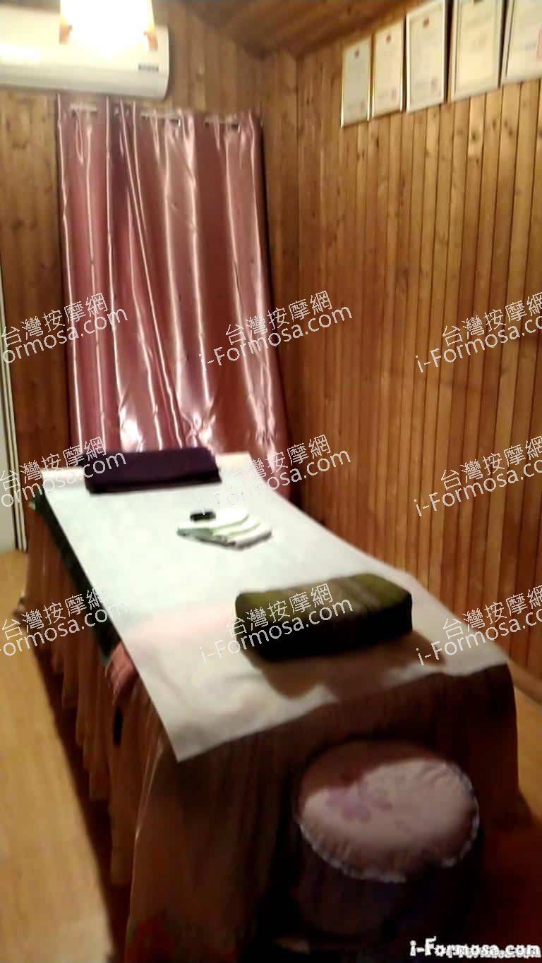 1616149386685 768x1365