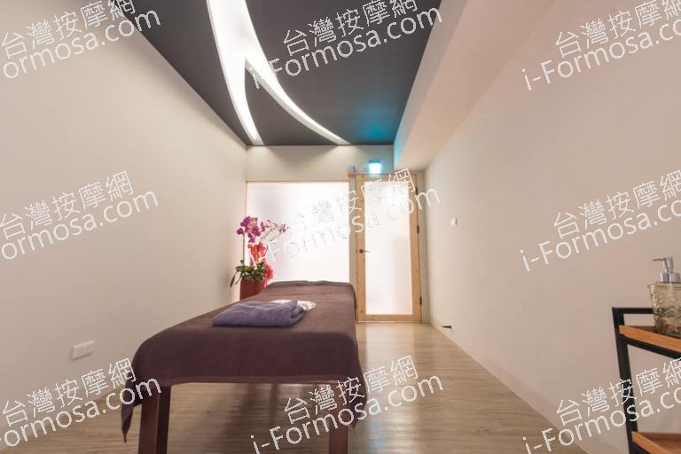 極掌養生館576 n 768x512