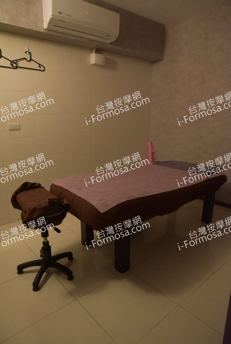 足匠心足體養生館056 n 768x1144