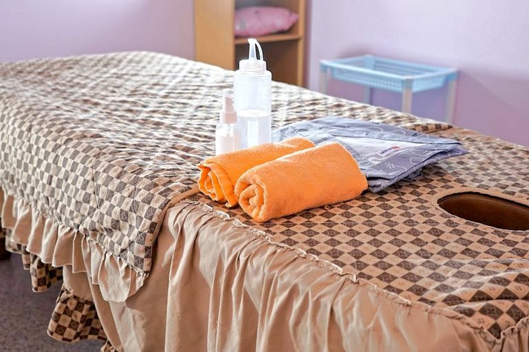 井泉水の愛紓壓會館按摩間02 768x511